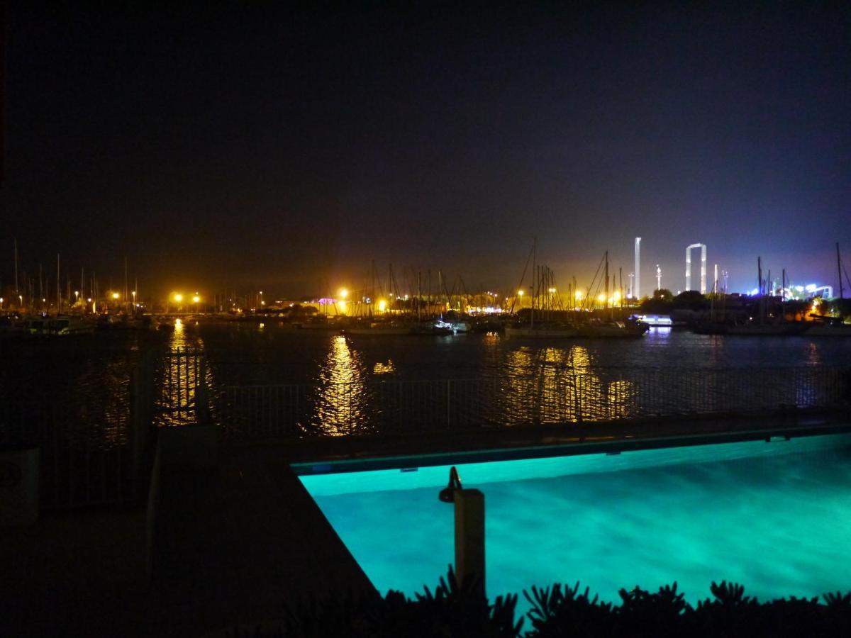Studio - Les Pieds Dans L'Eau Agreable En Toutes Saisons 4 Couchages - Climatisation - Parking Prive - Piscine Sur Mer - Vue Magnifique Et Rare - Situation Optimum - Les Argonautes - Ile Des Pecheurs - Cap D'아그 외부 사진