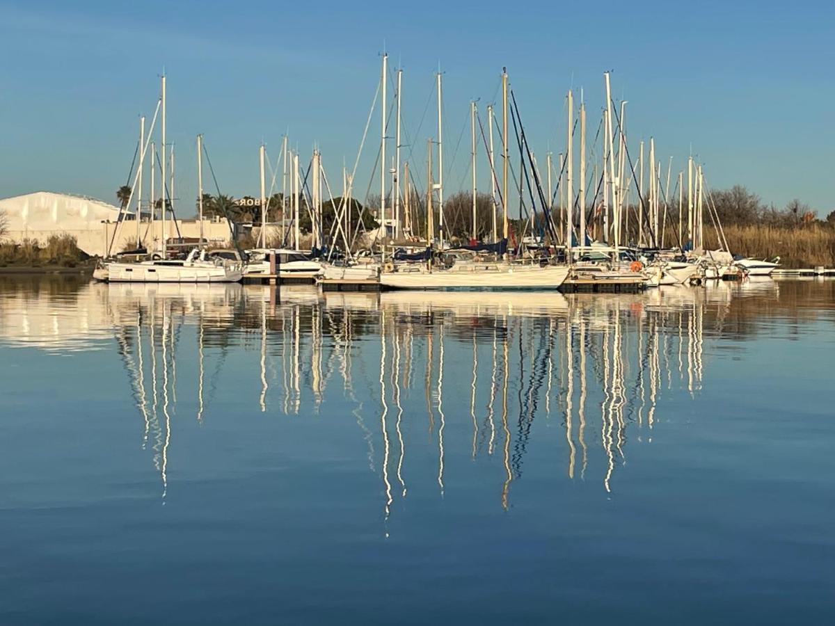 Studio - Les Pieds Dans L'Eau Agreable En Toutes Saisons 4 Couchages - Climatisation - Parking Prive - Piscine Sur Mer - Vue Magnifique Et Rare - Situation Optimum - Les Argonautes - Ile Des Pecheurs - Cap D'아그 외부 사진