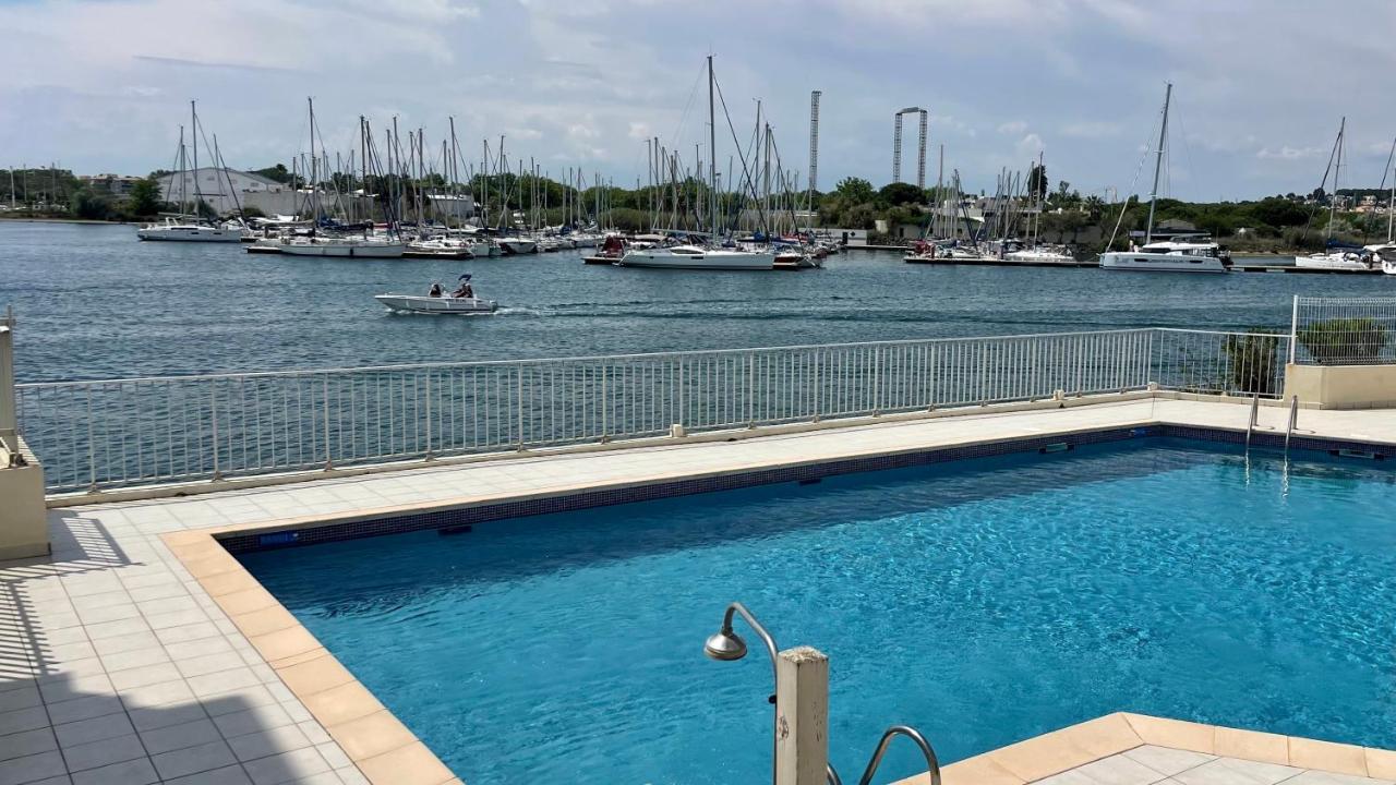 Studio - Les Pieds Dans L'Eau Agreable En Toutes Saisons 4 Couchages - Climatisation - Parking Prive - Piscine Sur Mer - Vue Magnifique Et Rare - Situation Optimum - Les Argonautes - Ile Des Pecheurs - Cap D'아그 외부 사진